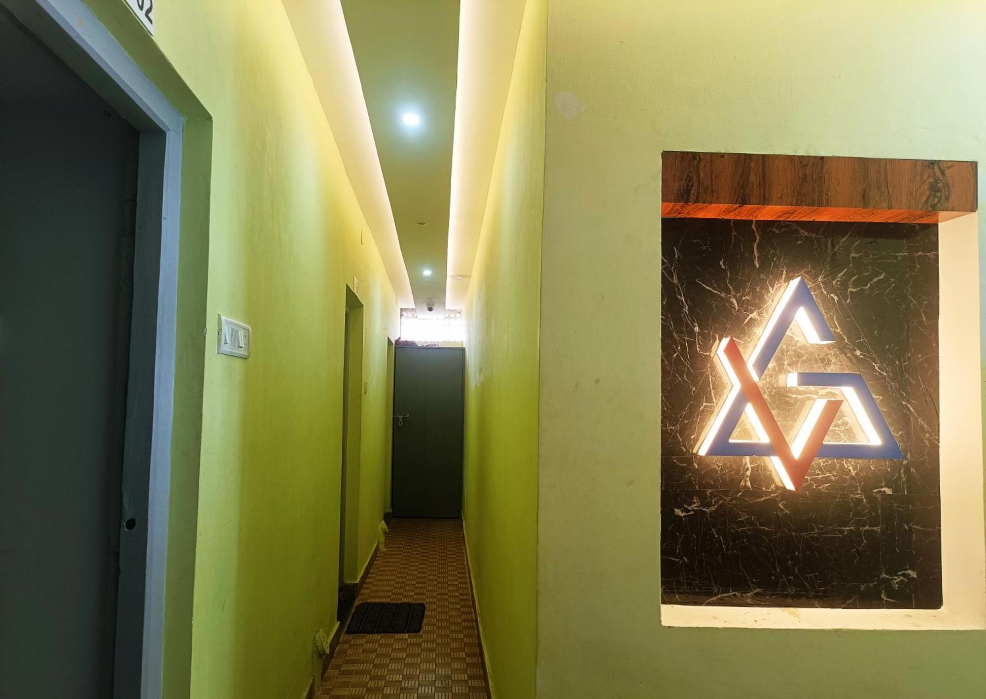 Hotel Grand View 푸리 외부 사진