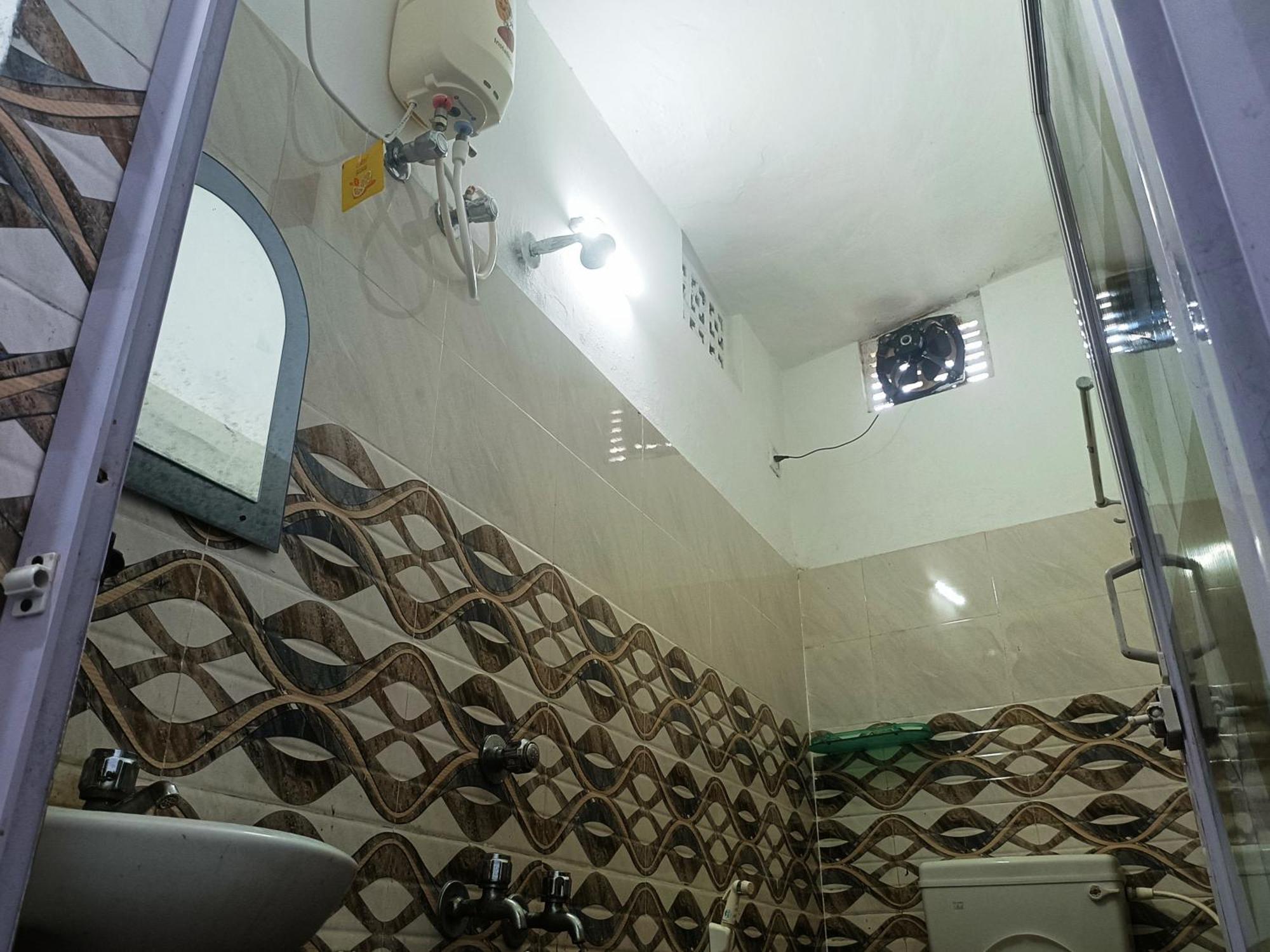 Hotel Grand View 푸리 외부 사진